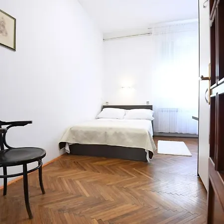 Apartmán Center. Beautiful 130m2 Apartmant, Sea View